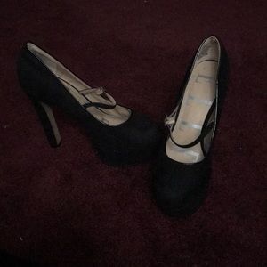 Black Mary Jane heels